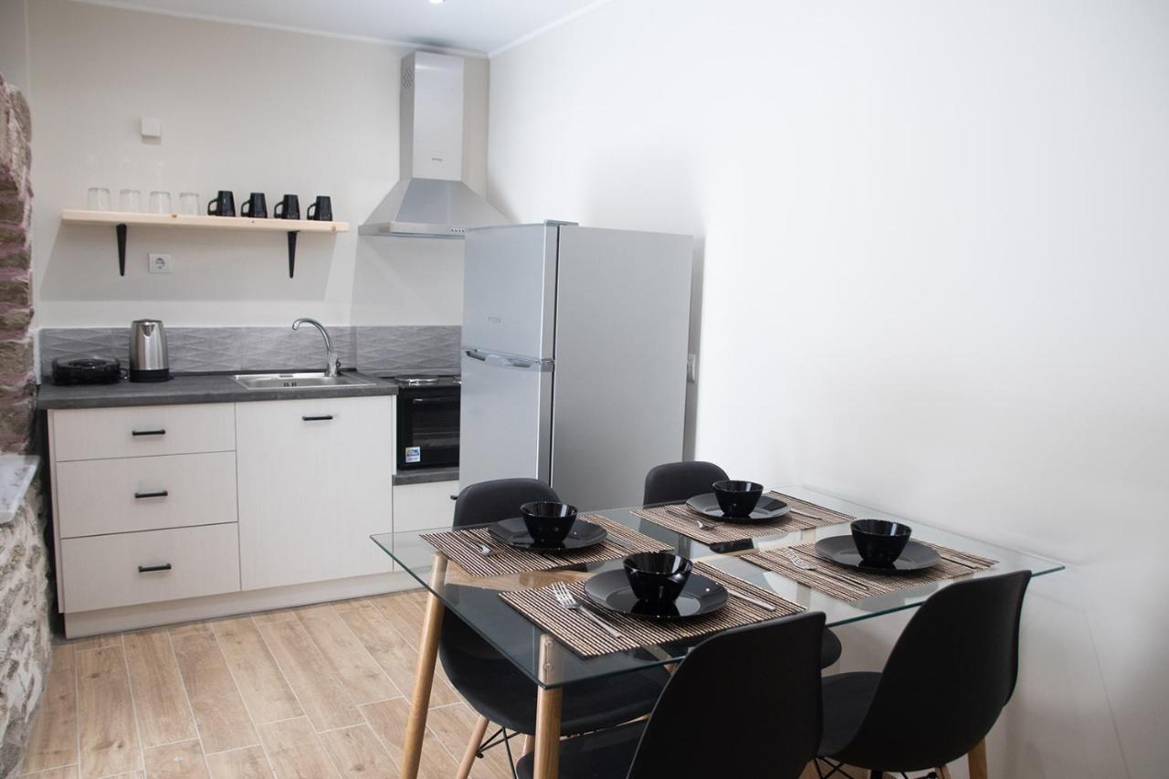 Agiopetra Lofts Apartment Kavala Bagian luar foto